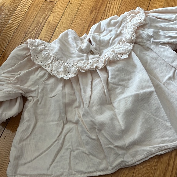 Creame courdroy ruffle top - Picture 4 of 4